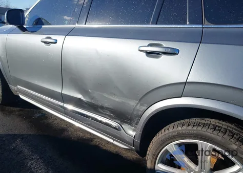 2018 Volvo Xc90 T6 Inscription z USA, uszkodzony, nr VIN YV4A22PL7J1336795